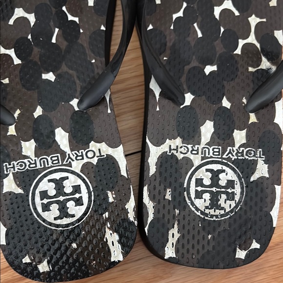 Tory Burch Black and White wedge Flip Flops - Picture 3 of 5
